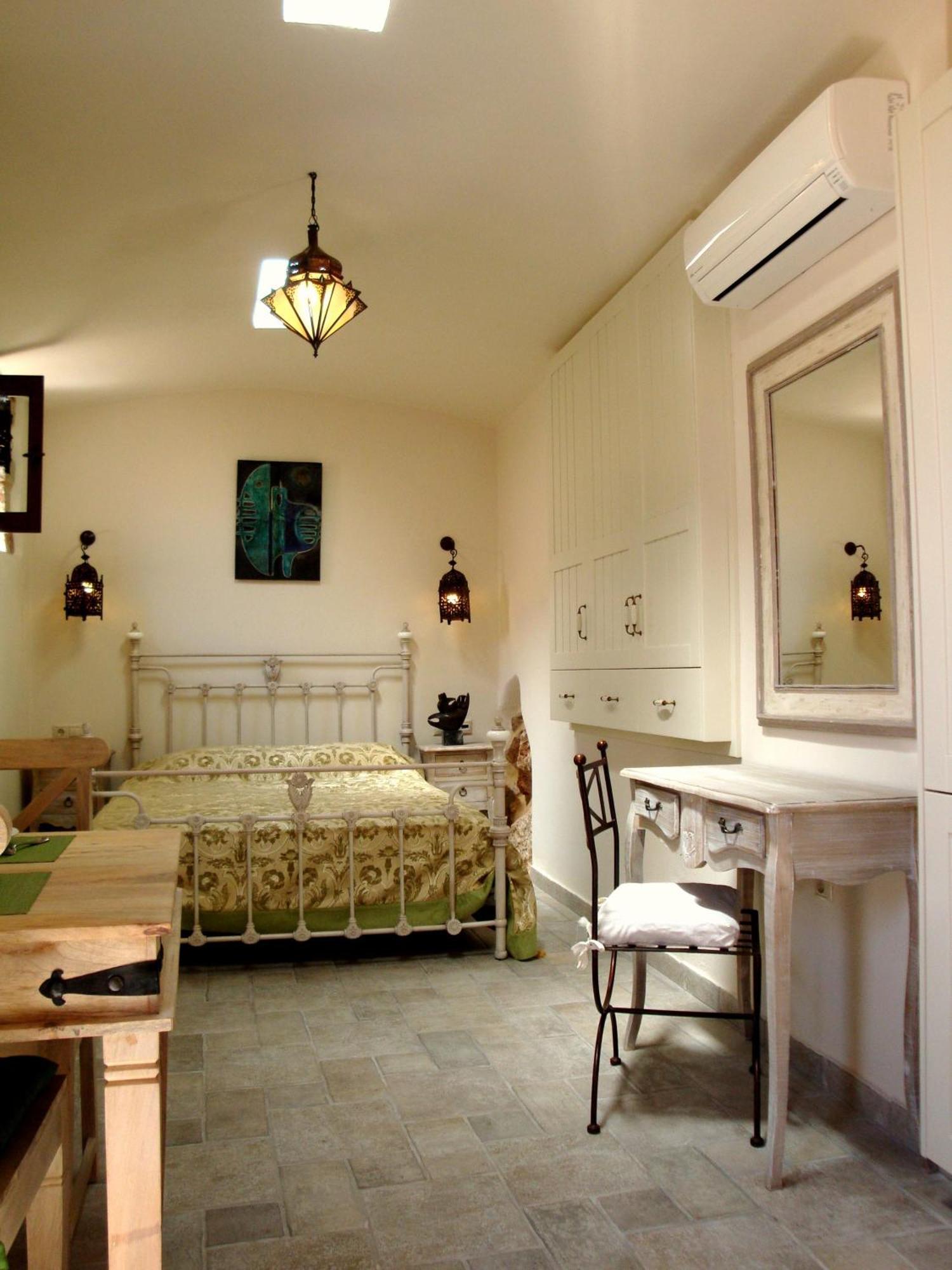 Bright Sun Villas Chalki Town Dış mekan fotoğraf